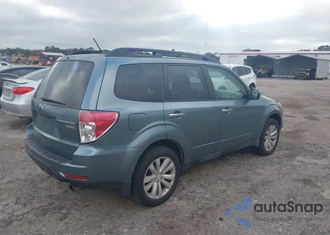 2012 Subaru Forester 2.5X Premium из США, поврежденный, VIN JF2SHADC3CH446890